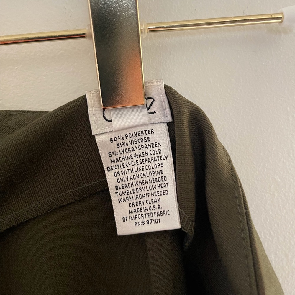 ✨ Cache Two Piece Green Women’s Suit - Picture 14 of 16